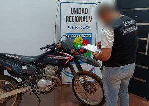 La Polic A Detuvo A Tres Hombres Recuper Una Motocicleta Robada Y