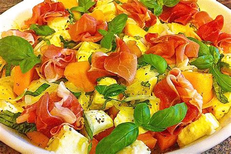 Melon Et Mozarella Basilic En Salade