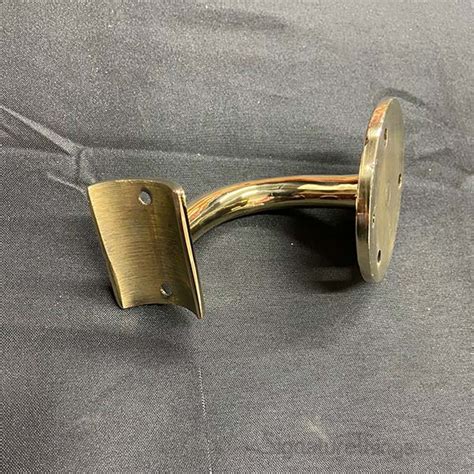 SignatureThings 1 5 In Polished Brass Stair Handrail Brackets