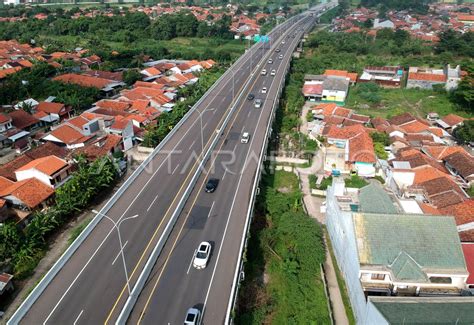 Arus Balik Jalan Tol Mulai Ramai Lancar Antara Foto