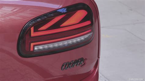 2020 MINI Clubman with MINI Original Accessories - Tail Light | Caricos