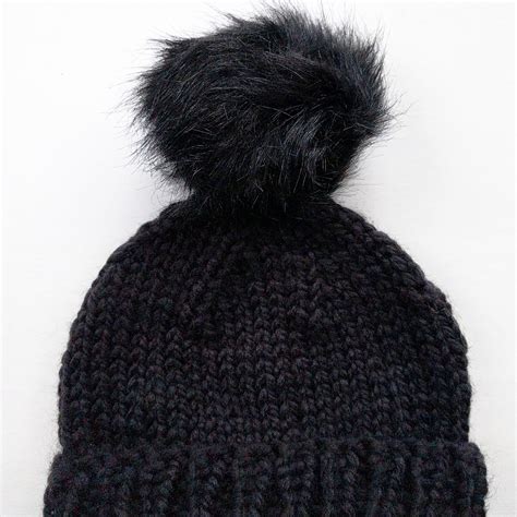 CHUNKY BOBBLE HAT KNITTING PATTERN – Knits Please