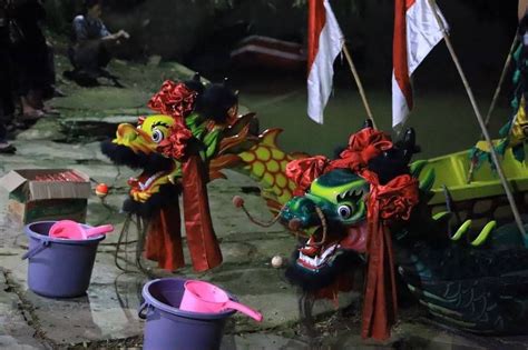 Festival Peh Cun Dimulai Dengan Tradisi Cuci Perahu Naga