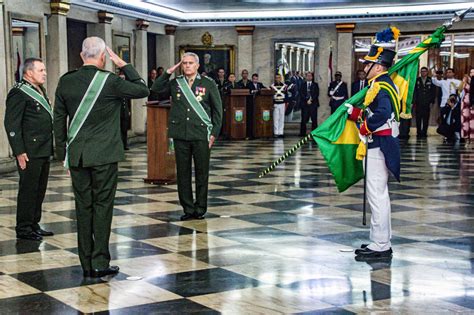 Cerim Nia De Passagem De Comando Marca Nova Era No Comando Militar Do Leste