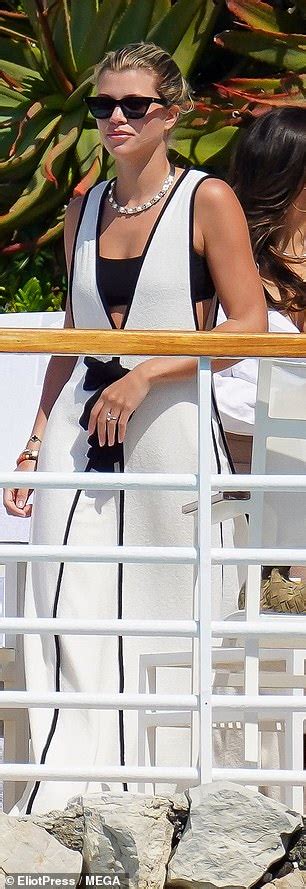 Sofia Richie Displays Her Abs In A Bandeau Bikini And A Chic Plunging Co Ord Daily Mail Online