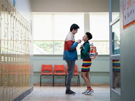 4 lecciones de sexo que nos enseña Sex Education TodoMujeres cl