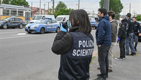 Roberta Cottini Trovata Morta Impiccata La Procura Chiede L