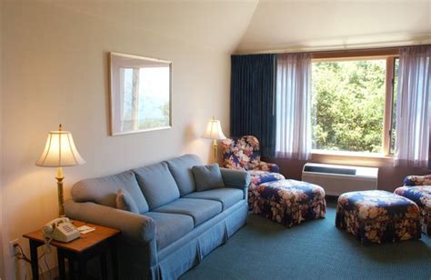 Amicalola Falls Lodge (Dawsonville, GA) - Resort Reviews ...