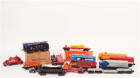 Lionel - Lot Of Vintage Electric Trains - 1950-70's Auction