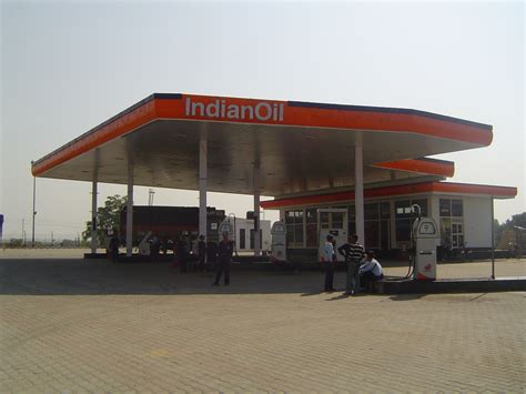 File:Indian Oil Petrol Station.JPG