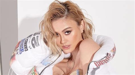 5 Lagu Ciptaan Ari Bias Yang Dilarang Dibawakan Agnez Mo