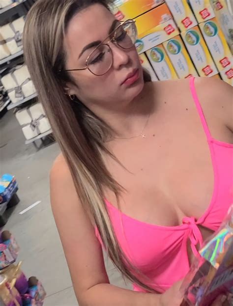 Pink Topbooty Shorts Latina Milf Short Shorts Volleyball Forum