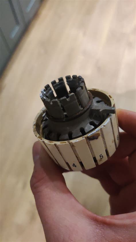 Help naming/finding a TRV : r/Plumbing