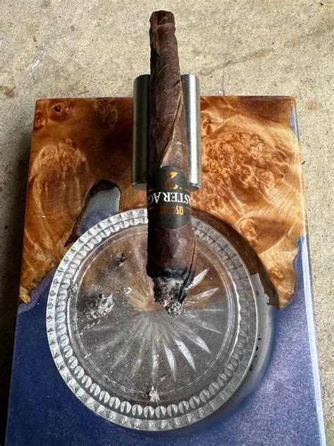 Toscano Master Aged Italian Cigar Review Bespoke Unit