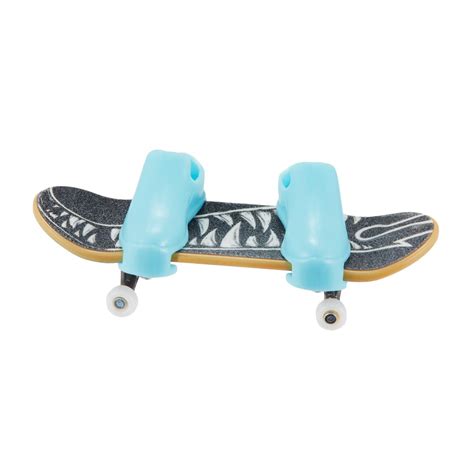 Hot Wheels Skate Fingerboard Singles Mix Random Pack