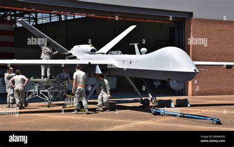 Mq 9 reaper drone hi-res stock photography and images - Alamy