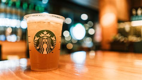 Reddit Has A Hilarious Response To Starbucks Cold Brew Lemonade