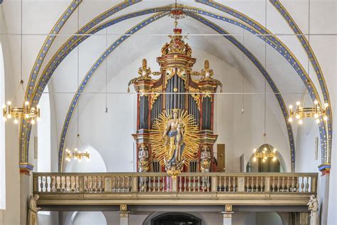 Orgel in St Heinrich Kunigunde Schloß Neuhaus Kath Pfarrei