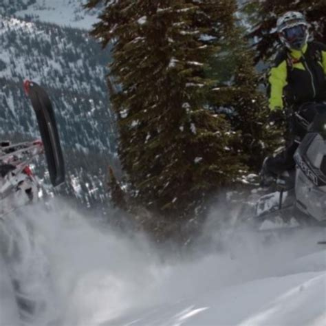 Consejos Para Conducir En Moto En La Nieve Sin Riesgos Kmoto