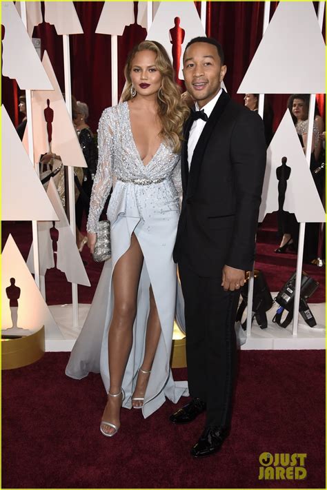 Chrissy Teigen John Legend Reveal Sex Of Their Baby Photo Chrissy Teigen John
