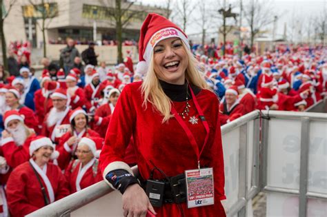 The Medicash Santa Dash Liverpool Btr Liverpool Flickr