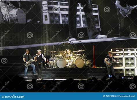 Van Halen in concert editorial stock photo. Image of live - 24320383