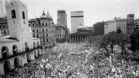 ¿cómo Vivimos El Año Que Argentina Recuperó La Democracia Bbc News Mundo