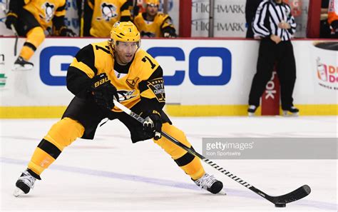 Matt Cullen - Pittsburgh Penguins Winter Classic 2016-17 - Christopher ...