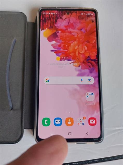 SAMSUNG Galaxy S20FE