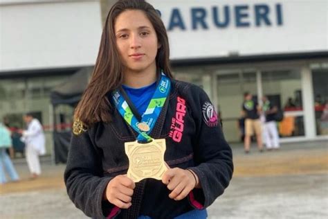 Campeã sul americana de Jiu jítsu faz rifa solidária para disputar