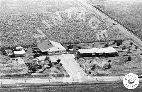 Vintage Aerial | Illinois | Clinton County | 1964 | 21-ICL-20