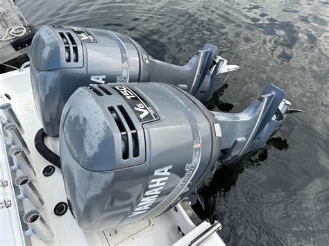 Twin Yamaha Hp Saltwater Series Ii Outboard Engines Read