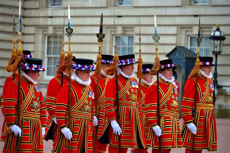 Yeoman Warders at Buckingham Palace in London, England - Encircle Photos