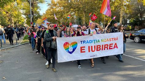 Drepturi egale nu discriminare Peste 1 000 de reprezentanți LGBTI