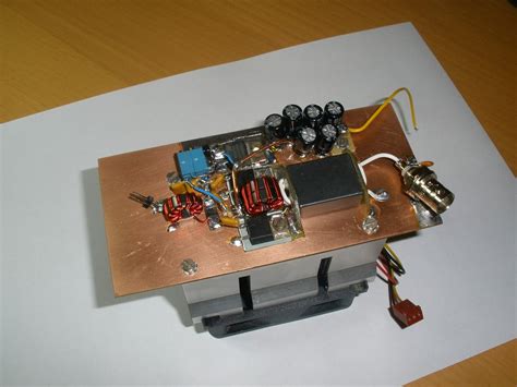 Vojtech Bubnik, OK1IAK: IRF520 AMP prototype testing