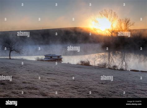 Frosty morning sunrise Stock Photo - Alamy