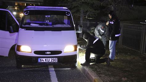 Uşak ta bir kişi silahla vurulmuş halde ölü bulundu