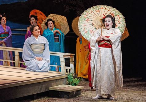 Review Pittsburgh Opera Stages A Traditional Madama Butterfly