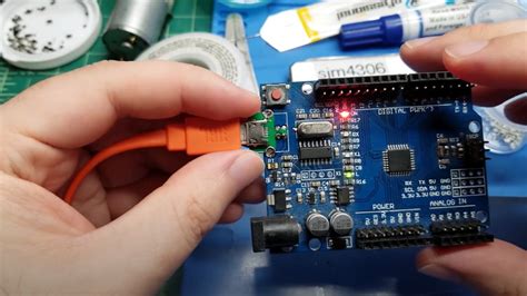 Clever Pcb Brings Micro Usb To The Arduino Uno Hackaday