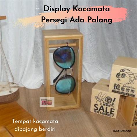 Jual Display Kacamata Kayu Premium Persegi Ada Palang Toko Kacamata