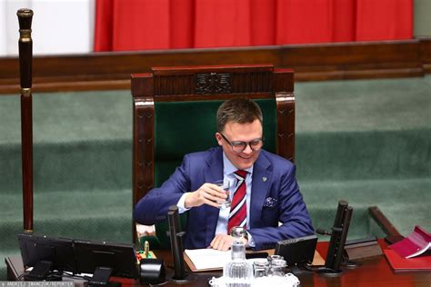 Hołownia uwzględnił wniosek Premier wystąpi w środę w Sejmie WP