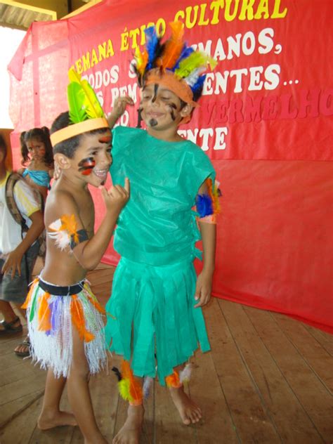 Esc Raimundo Herminio De Melo - Escola Raimundo Hermínio de Melo: PROJETO ÉTNICO CULTURAL