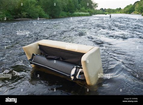 Flytipping River Hi Res Stock Photography And Images Alamy