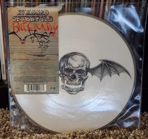 Bat Country 7" Vinyl Single : r/avengedsevenfold