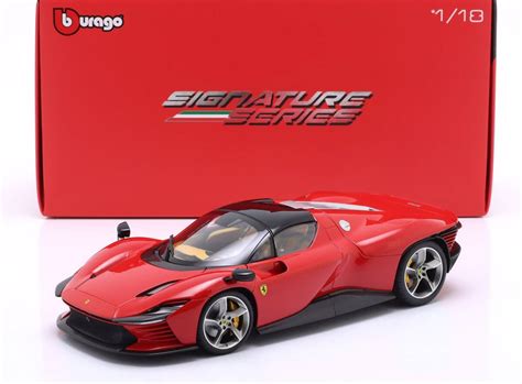 Yahooオークション 1 18 Bburago Signature フェラーリ デイトナ Sp