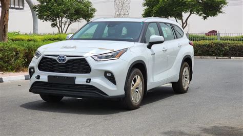 2023 Toyota Highlander Hybrid (White) for Sale | Alwan Global