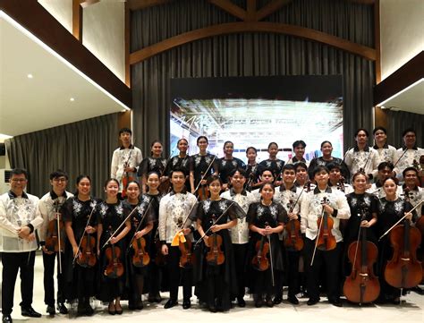 strumming  strings   soul  harmonies heritage  history