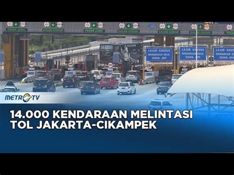 Monitor Mudik Penurunan Volume Kendaraan Di Tol Jakarta Cikampek