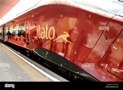 Stazione Ferroviaria Di Porta Nuovo Immagini E Fotografie Stock Ad Alta