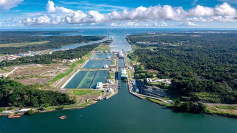 107 Años De Historia Y Un Futuro De Retos El Faro Canal De Panamá